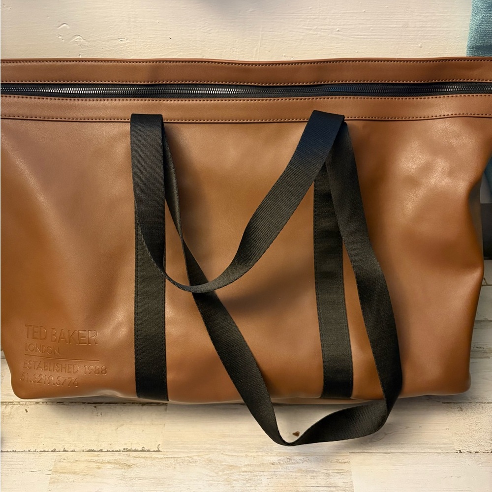 Ted Baker Tan Leather Duffel Bag with Black Straps - Picture 2 of 3